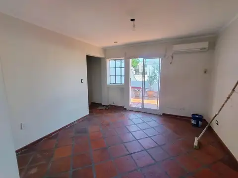 Depto Tipo Casa en Alquiler de 3 ambientes