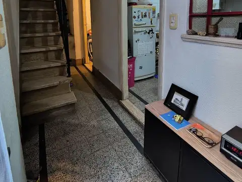 Depto Tipo Casa en Venta 60 años