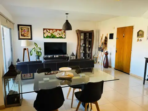 Departamento 3 ambientes con 2 baños