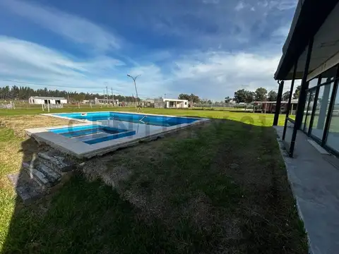 Venta de Casa quinta en Coronel Brandsen
