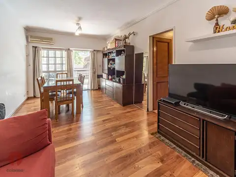 Departamento de tres ambientes en venta en Santos Lugares