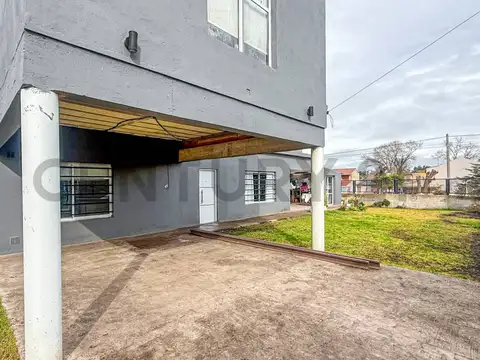 Castro Barros 3400, Piso 0