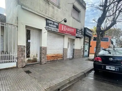 LOTE SOBRE CALLE PATRON 7 X 17,10