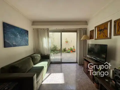 Blanco Encalada 4700, Piso 0