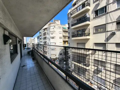 Departamento 4 ambientes con 2 baños