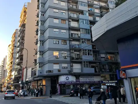 MONOAMBIENTE - APTO PROFESIONAL - EXCELENTE UBICACION