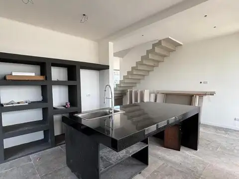 Barrio cerrado Santa Ana Excel Casa diseño 3 dorm a laguna