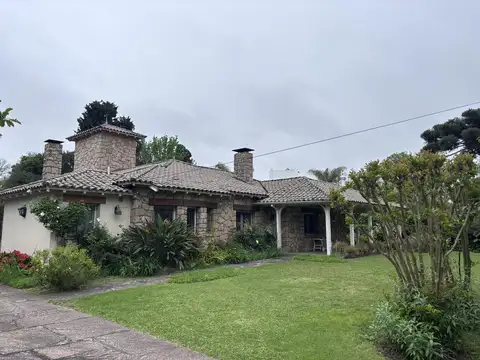 Casa en Venta de 4 dormitorios