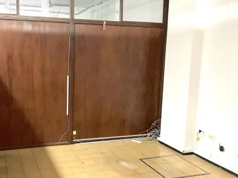 Oficina 3 ambientes con 1 baño