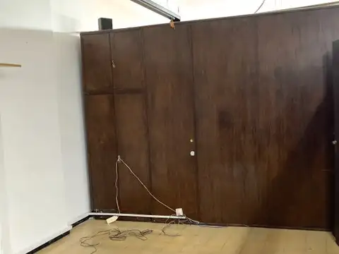 Amplia Oficina Mendoza 549