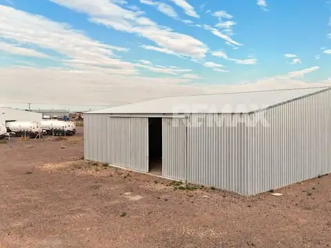 ALQUILER DE DOS NAVES INDUSTRIALES EN AÑELO