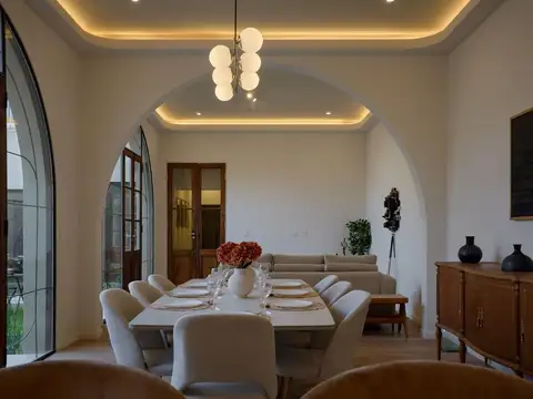 Casa en Venta en Nuestra Señora De Lourdes, USD 420.000