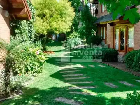 Mar de las Pampas, AR-BA8-3 100