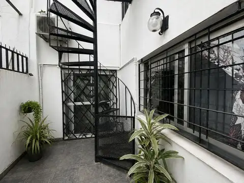 Depto Tipo Casa en Venta de 3 ambientes