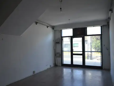 Local en Venta 21 años
