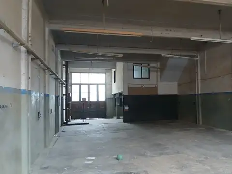 Galpon en Venta 9  mts Frente