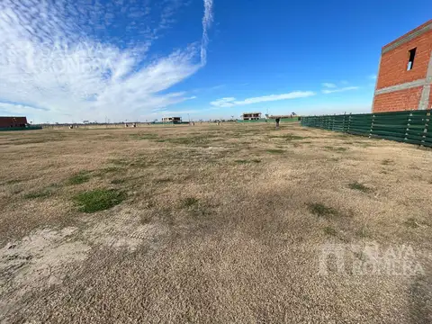 Lote  en venta Puertos del Lago  Barrio Amarras