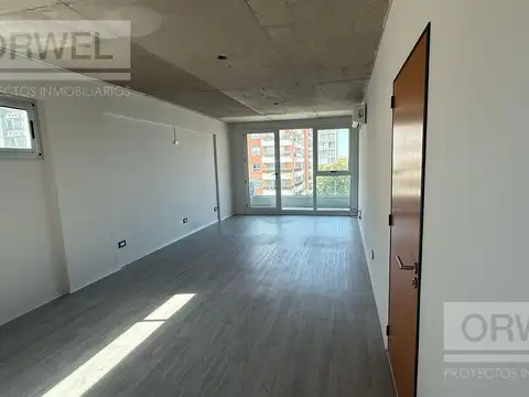 Oficina en VENTA en Palermo Hollywood con BALCON