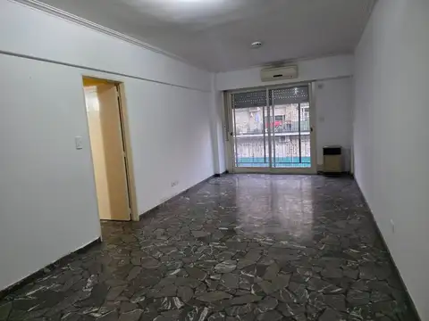 Venta 4 amb dependencia cochera  Villa del Parque