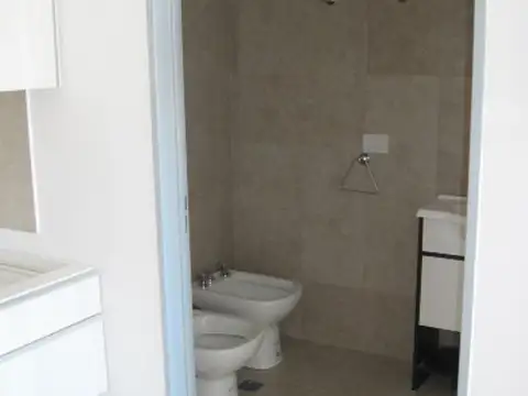 Departamento en Alquiler con 1 cochera