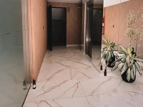 Oficina en Alquiler en Barrio Naón, $ 2.500.000