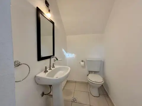 Casa 3 ambientes con 1 baño