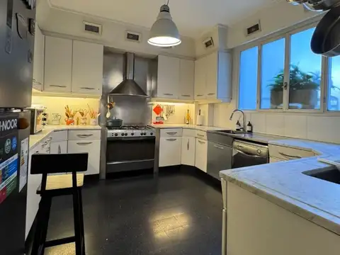 Departamento en Venta con 2 cocheras