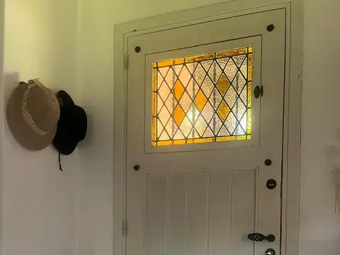 saravi  al 2900 - La lonja - Pilar