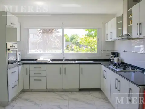 Casa en Venta al Noreste