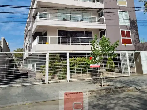 Departamento con excelente ubicación