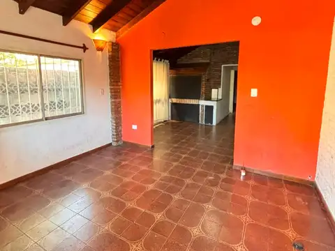 Depto Tipo Casa en Alquiler de 2 ambientes