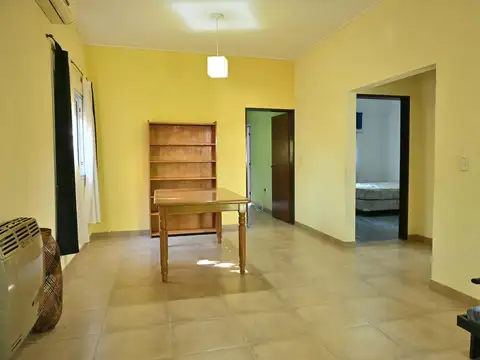 Casa 3 ambientes con 2 baños