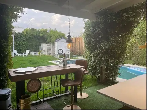 Casa en Alquiler de 4 dormitorios