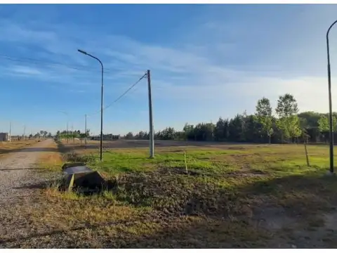 "Los Pinos 3" Barrio Abierto Residencial (Piñero) - Lotes desde 330mts2 (Entrega + Fi...