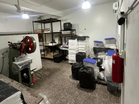 Local en Alquiler en Crucesita, $ 700.000