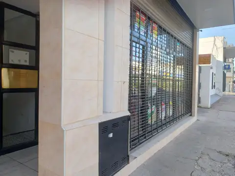 Hipólito Yrigoyen 7400