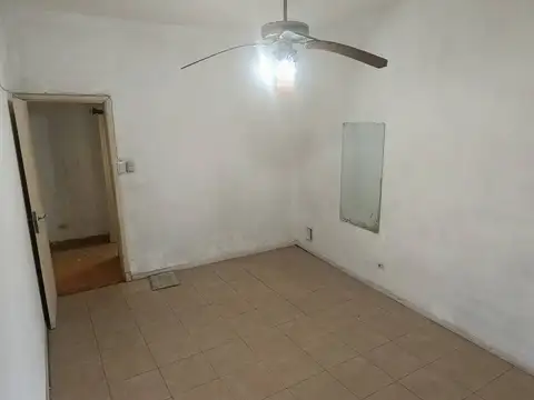 Depto Tipo Casa 3 ambientes con 1 baño