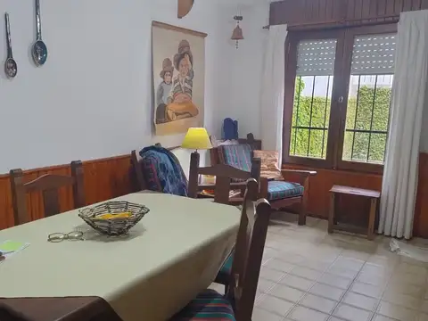 HERMOSO DUPLEX TRES AMBIENTES A 200 MTS DEL MAR - IDEAL PARA VACACIONAR