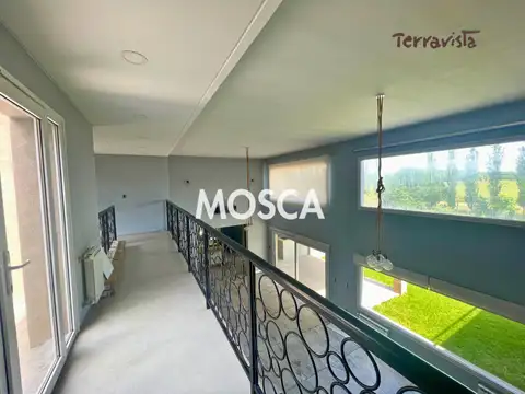 Casa con pileta en Terravista