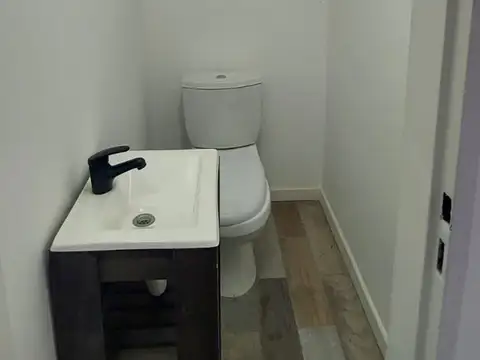 Depto Tipo Casa en Venta con 1 cocheras