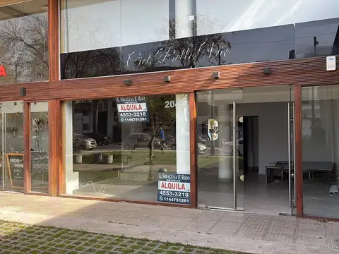 Hermoso Local, Como a estrenar  Gran Oportunidad 