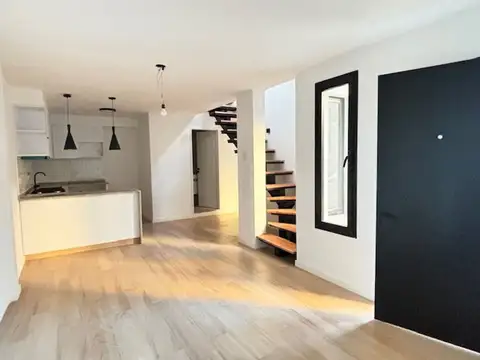 Depto Tipo Casa en Venta de 2 dormitorios