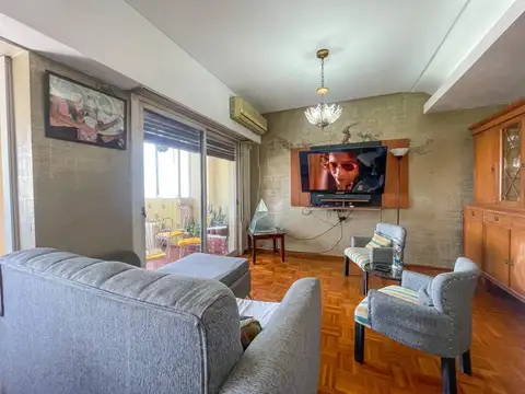 Departamento en  Venta en La Plata Cuatro Dormi Dos Cocheras