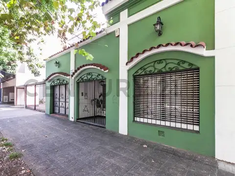 Pereyra Lucena 700