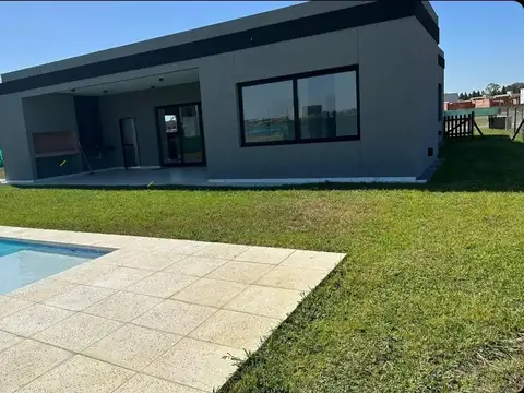 Casa en Alquiler en San Felipe, USD 1.600
