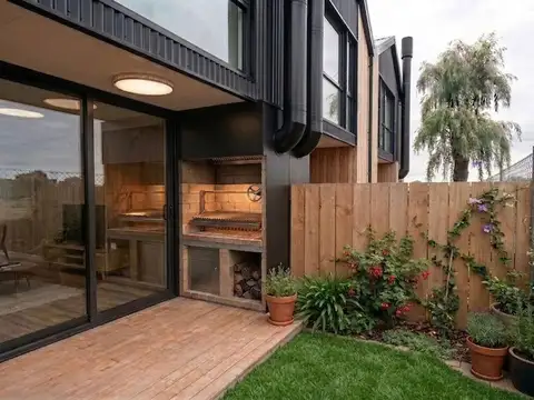 Depto Tipo Casa en Venta de 2 dormitorios
