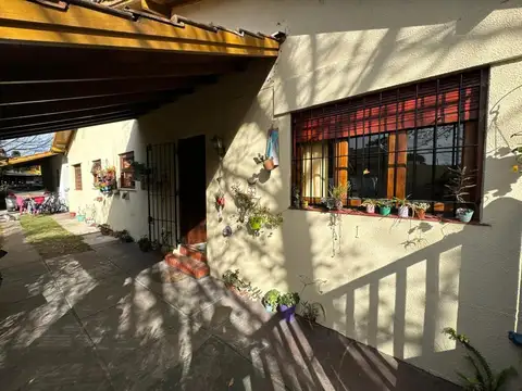 Depto Tipo Casa en Venta de 3 dormitorios