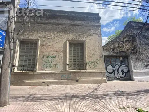 Casa/ Local en alquiler en una planta con cuatro ambientes -  San Isidro