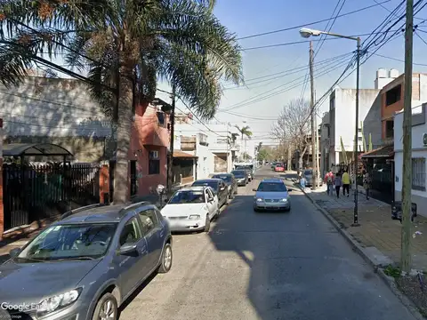 Depto Tipo Casa 5 ambientes con 2 baños