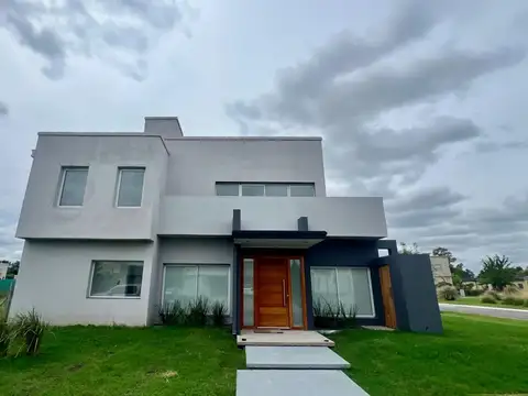 Casa en Venta en Santa Ines - Canning